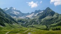 hiking trails walking routes switzerland