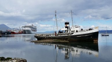 Ushuaia Bay, Tierra del Fuego, Argentina