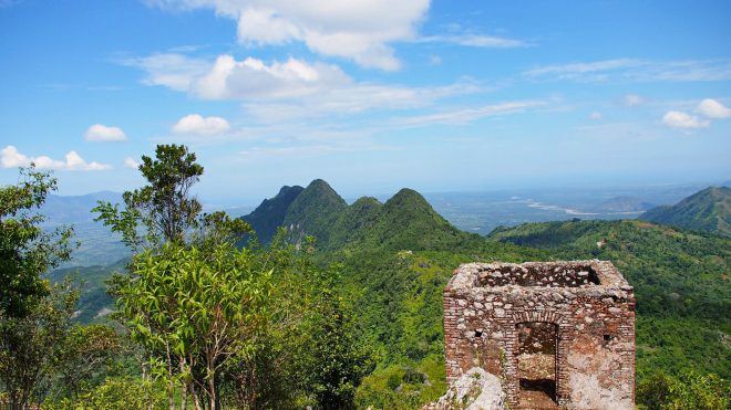 Caribbean Hiking / Hiking in Haiti - Citadelle Laferrière