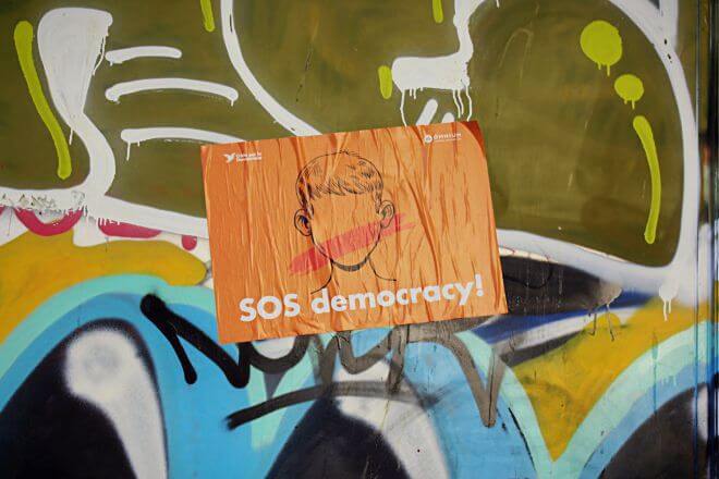 Catalan Independence in Barcelona - SOS Democracy + Graffiti