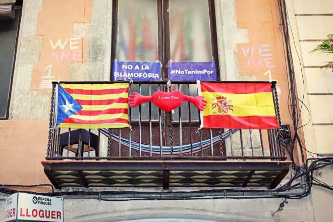 Catalan Independence in Barcelona - Catalonia Loves Spain (Or Vice Versa)