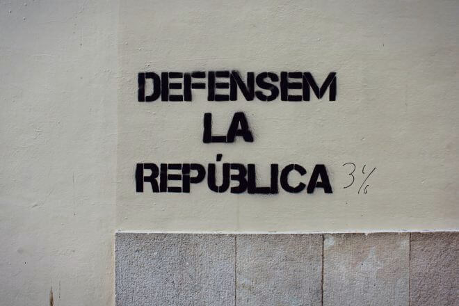 Catalan Independence in Barcelona - We Defend the Republic (of 3%?)